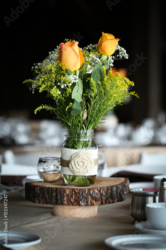 Cuadro en lienzo Rustic centerpiece