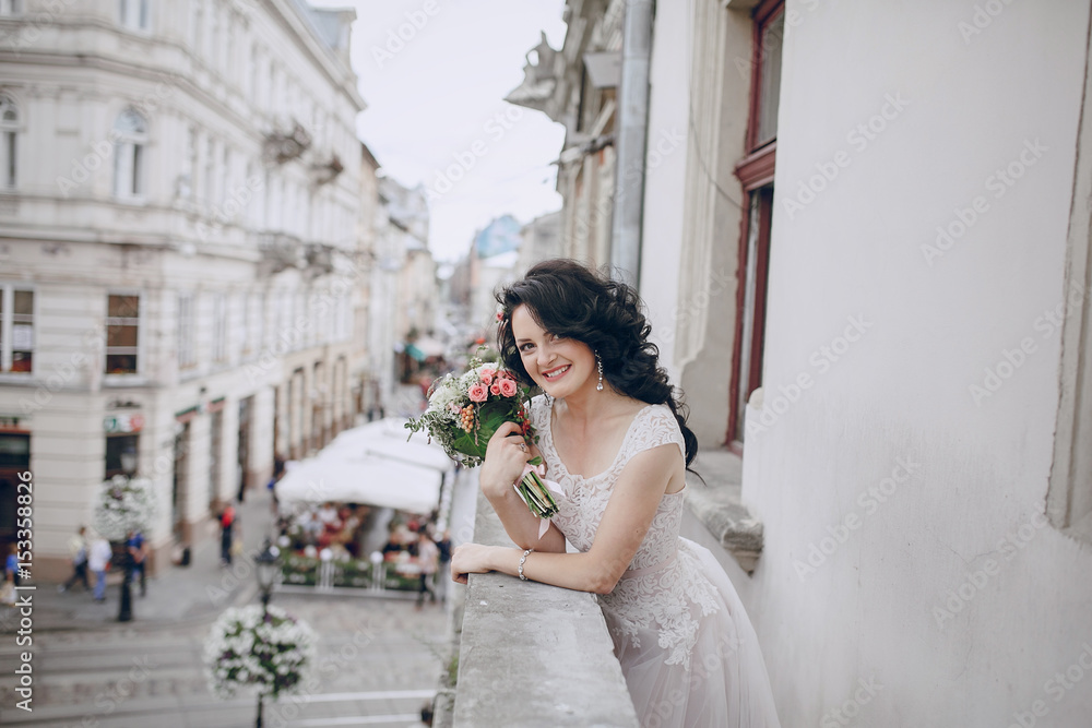 Naklejka premium Royal wedding in the old town