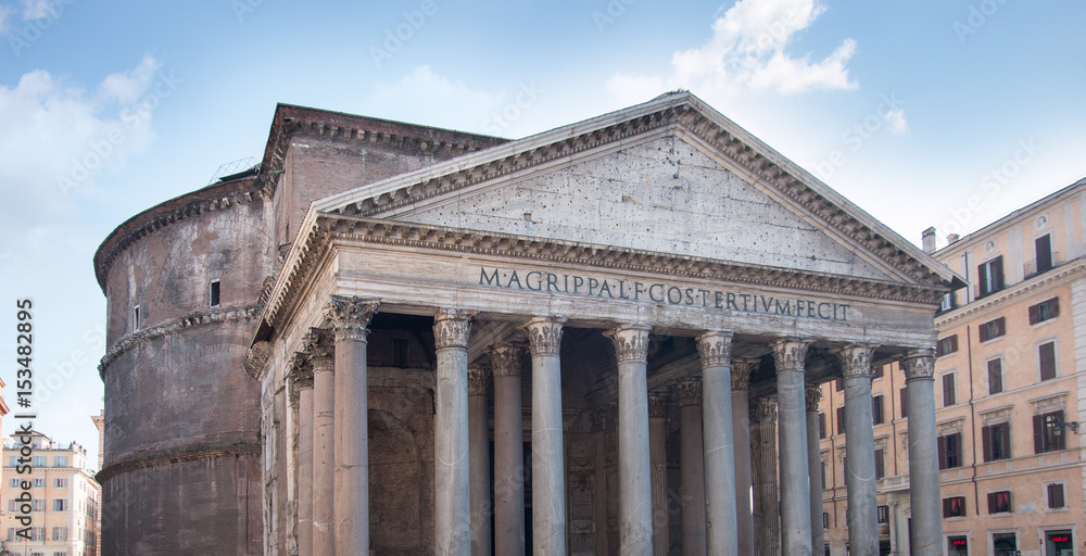 Temple Pantheon in Rome