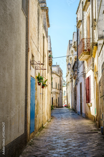 Fototapeta Naklejka Na Ścianę i Meble -  Charming street of Gallipoli, Italy