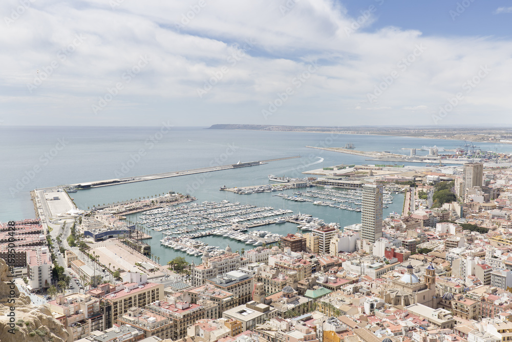 Views of the port of the city of Alicante
