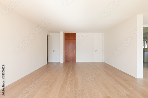 Rooms with white wall