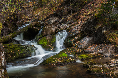Fototapeta Naklejka Na Ścianę i Meble -  Waterfall on river Shinok