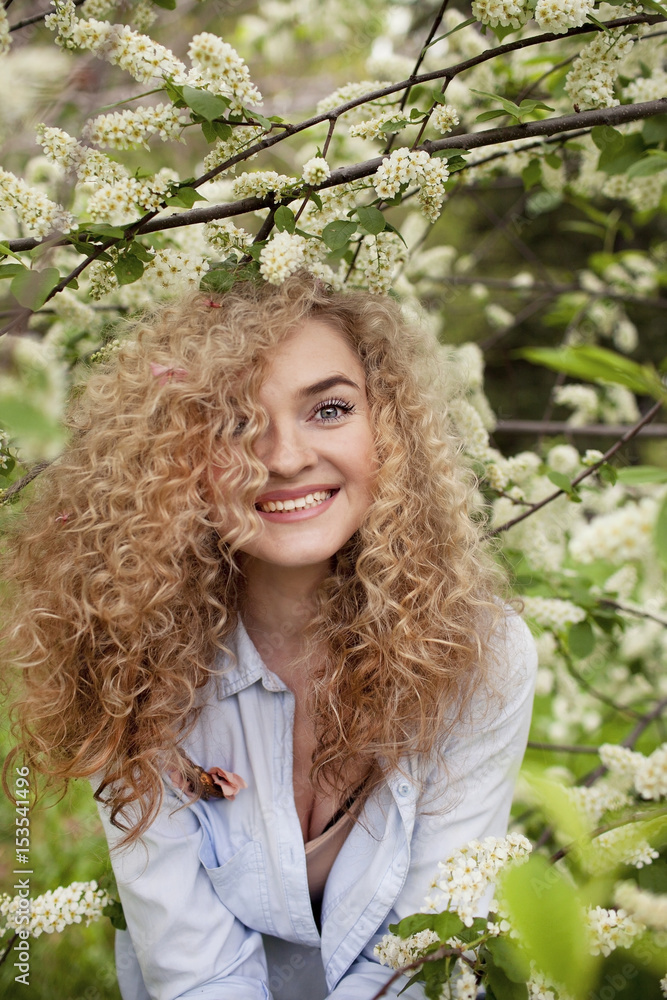 Girl with curls Girl with curls
