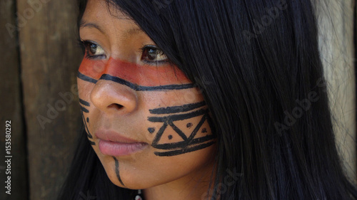 Canvas Print Closeup face of Native Brazilian Woman at an indigenous tribe in the Amazon