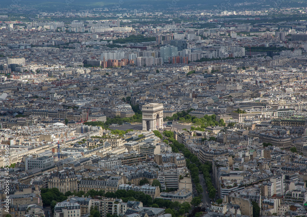 Aerial view of the Arc de Triompf at Paris