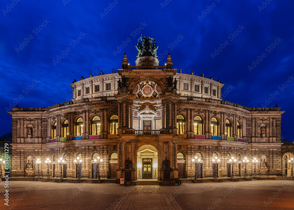 Dresden – Semperoper; Deutschland