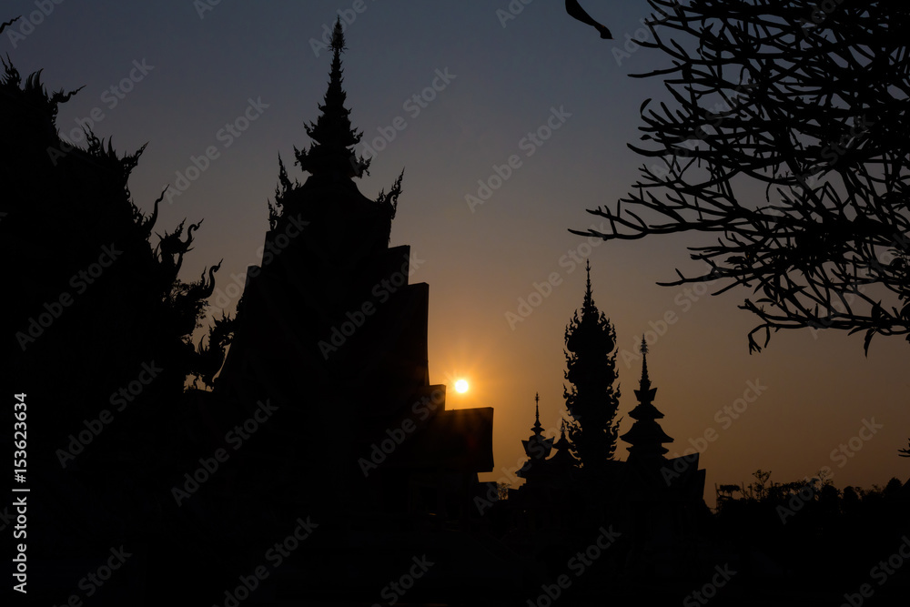 Fototapeta premium Wat White temple Wat Rong Khun