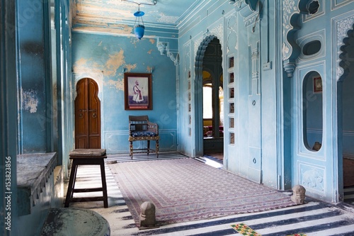 room blue in india