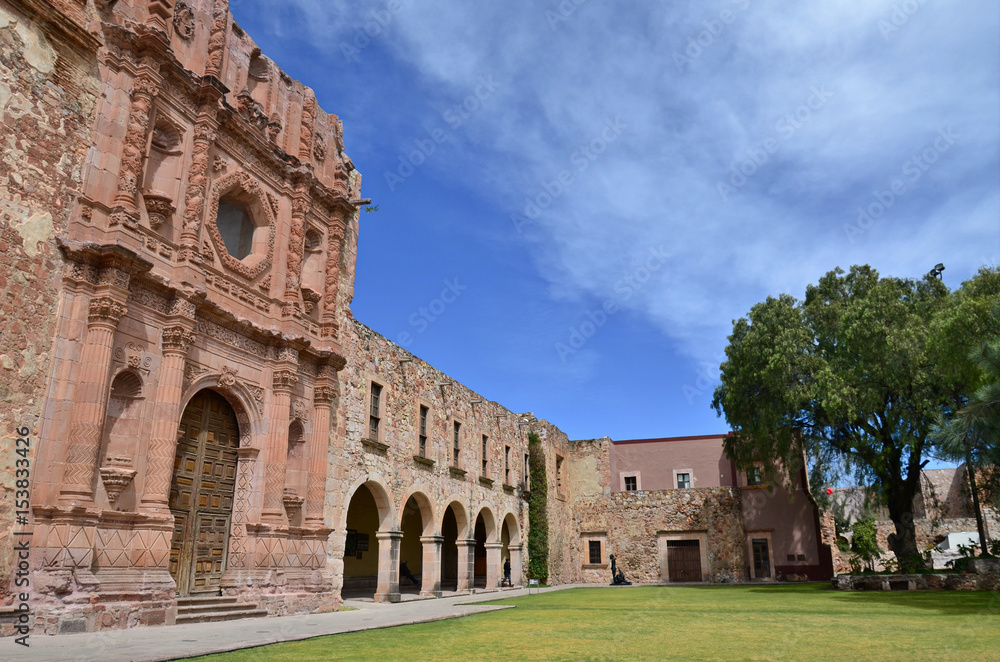 Pre-Columbian Cathedral of Zacatecas, Mexico  americal americaanticoimmemorabilemillenariovetustoacquedottoaquedottoarchitetturabaroccobaroquebasilicabasilicalecostruttivocostruttorecostruzioneedifica