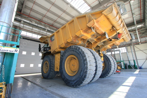 Large cars. Mining operations. career.