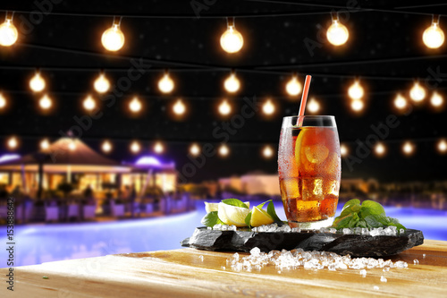 Fototapeta Naklejka Na Ścianę i Meble -  summer bar and ice tea 