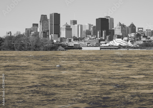 Black and white skyline of Montreal city, day © gdvcom