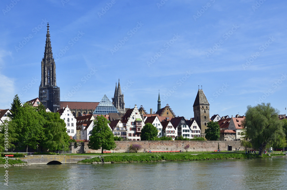 Donaufront mit Ulmer Münster