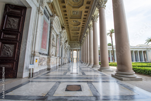 Colonnato basilica di San Paolo - Roma