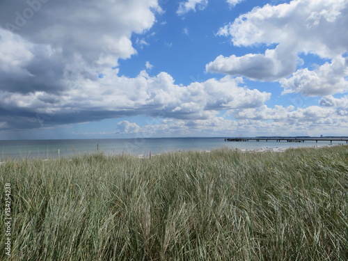 Wundersch  ner Himmel   ber der Ostsee