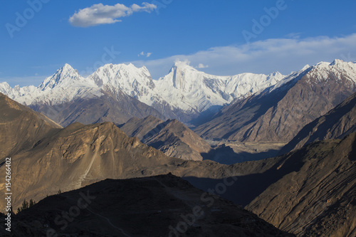 Karakoram Highway view  © smilepoker