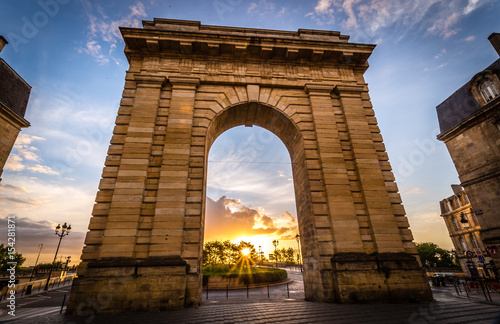 Porte de Bourgogne à Bordeaux 
