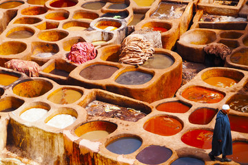 Stickers Marokko Kleurrijke leerlooierij Chouara in Fes  © doleesi