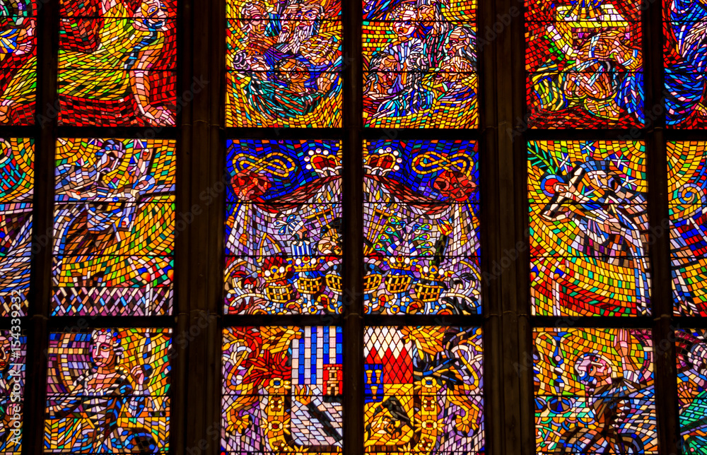 Витражное окно в соборе Святого Вита, Прага