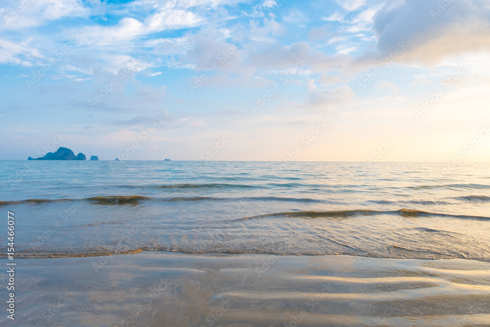 Fototapeta premium Sunset and beach at Krabi, Thailand