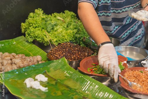 Canvas Print Street food in chinatown, Yaowarat is a street food market in Bangkok