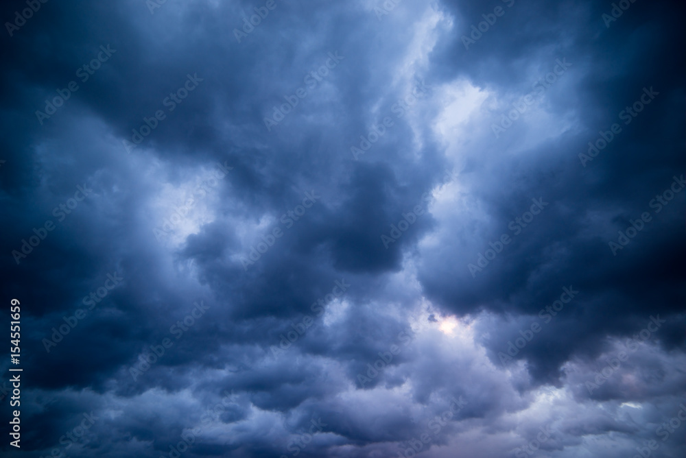 Obraz premium dark sky just before the storm
