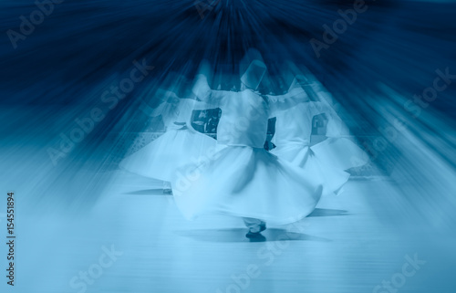 Fotografía Whirling Dervish sufi religious dance