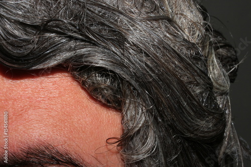 Волосы с нанесенным шампунем