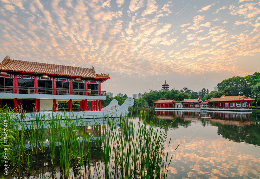 Obraz premium Beautiful dawn hour at Singapore Chinese Garden, a pubic park in Jurong East, Singapore. Designed by an architect from Taiwan, with concept based on Chinese gardening art.