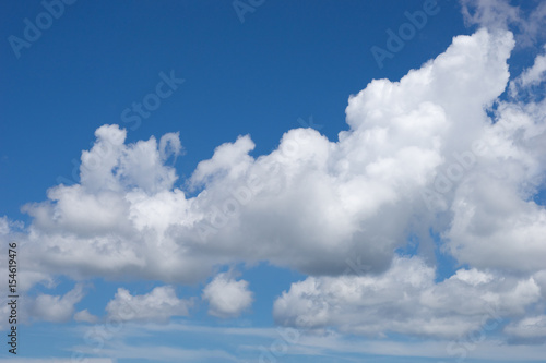 Fototapeta Naklejka Na Ścianę i Meble -  Sky with clouds on a sunny day
