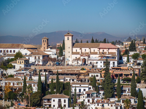 Fototapeta Naklejka Na Ścianę i Meble -  Saint Nicolas balcony seen from Alhambra, Granada, Spain