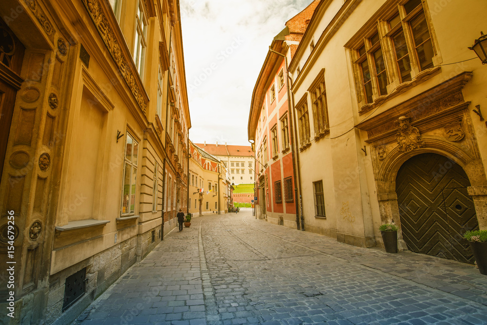 Kraków, najstarsza ulica w mieście, Kanonicza