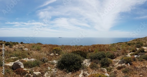 Brzeg morza śródziemnego na Malcie