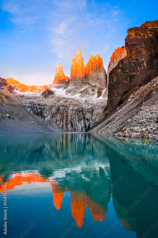 Obraz premium Laguna torres with the towers at sunset, Torres del Paine National Park, Patagonia, Chile