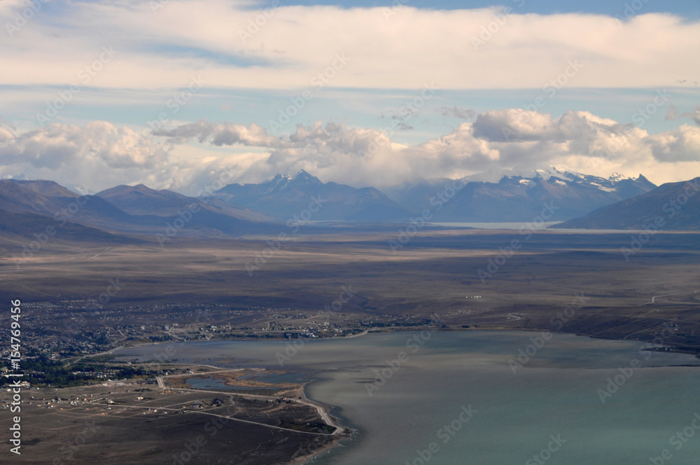Obraz premium aerial view of El Calafate at Lago Argentina, Patagonia