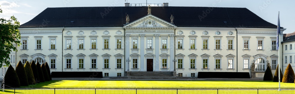 Obraz premium Berlin, Germany - May 7, 2017: Bellevue Palace. Schloss Bellevue, located in Berlin's Tiergarten district, has been the official residence of the President of Germany since 1994. High resolution shot