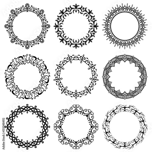 Collection of vector round vintage frames