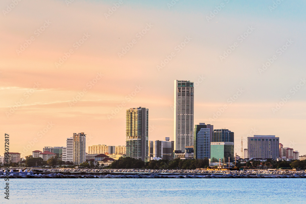 Fototapeta premium View of metropolitan George Town city, Penang
