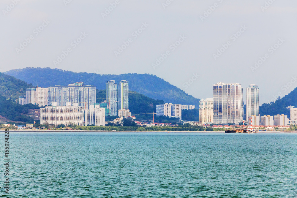 Fototapeta premium View of metropolitan George Town city, Penang