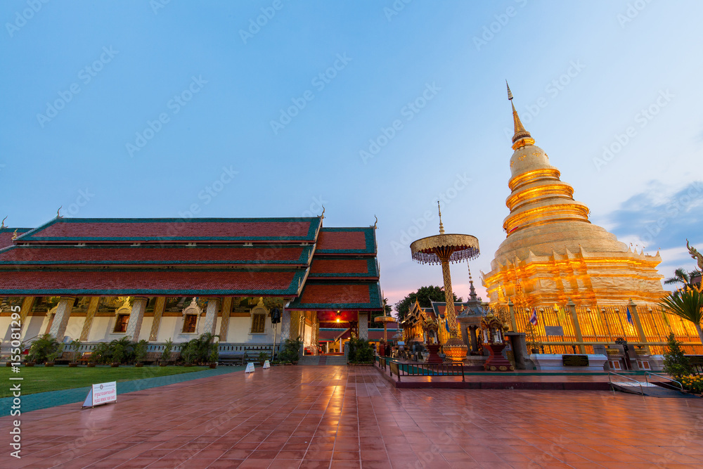 Naklejka premium Wat PhraThatHariphunchai Center Temple in Lamphun Province Thailand