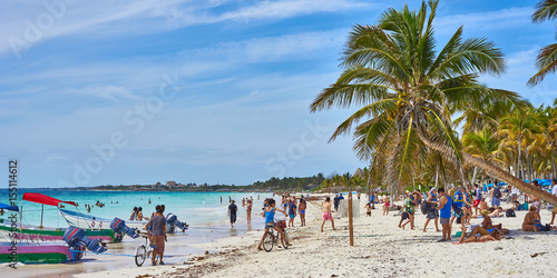Fototapeta Naklejka Na Ścianę i Meble -  Caribbean coast of Riviera Maya / Tourists at so called 
