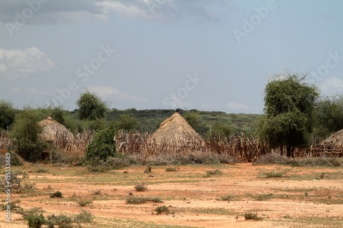 Traditionelle Strohhütten im Omo Valley von Äthiopien  photo