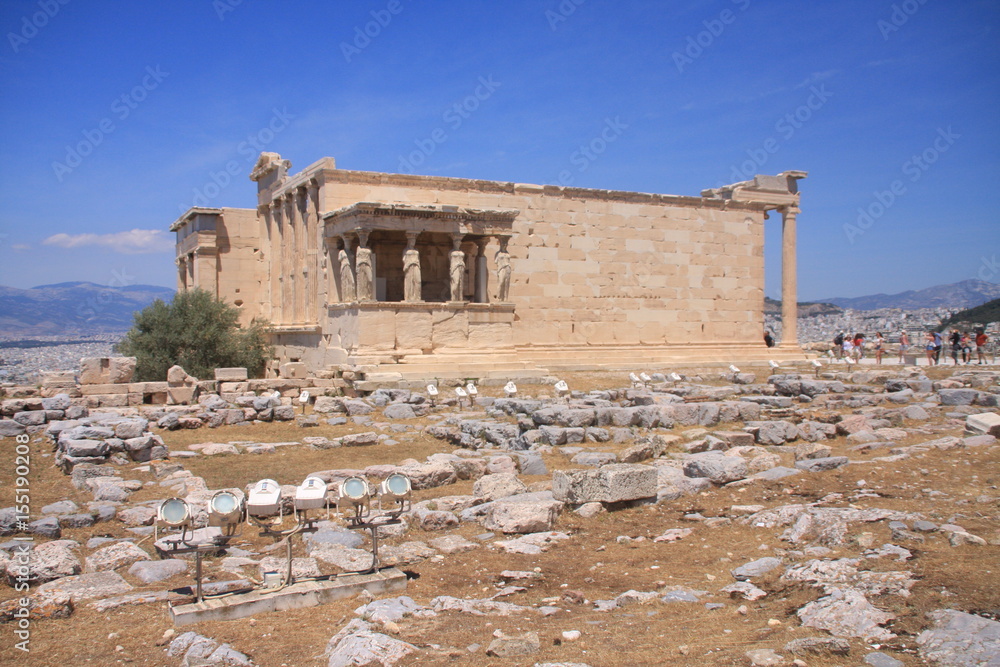 L'acropole - L'Erechteion et les Caryatides