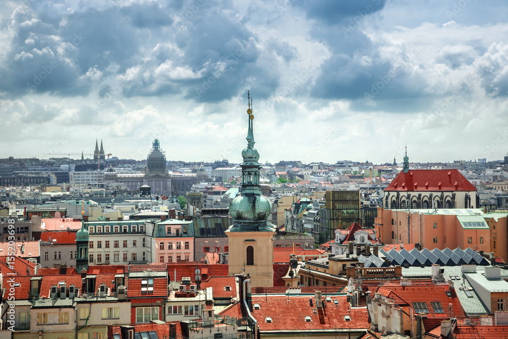 Obraz premium Red roofs in Prague