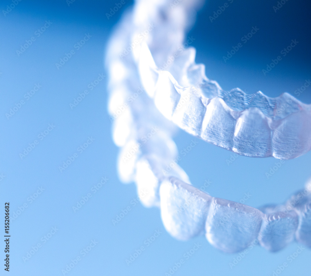 Invisible dental straighteners