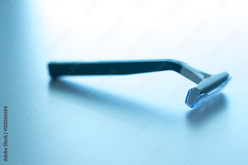 Disposable plastic shaving razor Disposable plastic shaving razor