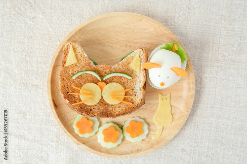 Cat and mouse lunch plate, fun food art for kids