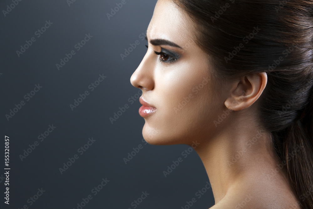 Beauty portrait of young fresh fashion woman Beauty portrait of young fresh fashion woman