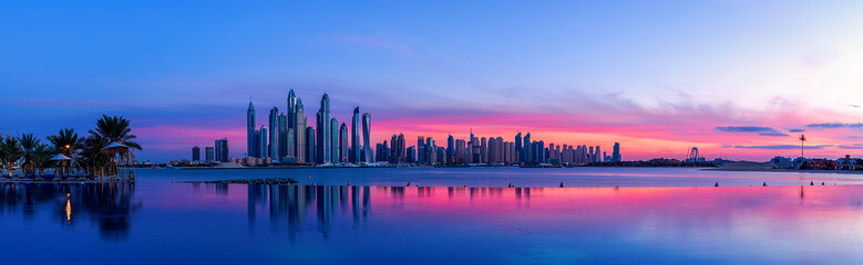 Wandcirkels Dubai Stadspanorama Dubai bij zonsopgang  © Cara-Foto